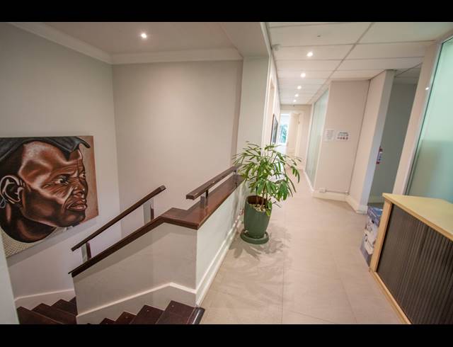 1,200M² OFFICE TO LET IN MELROSE ESTATE